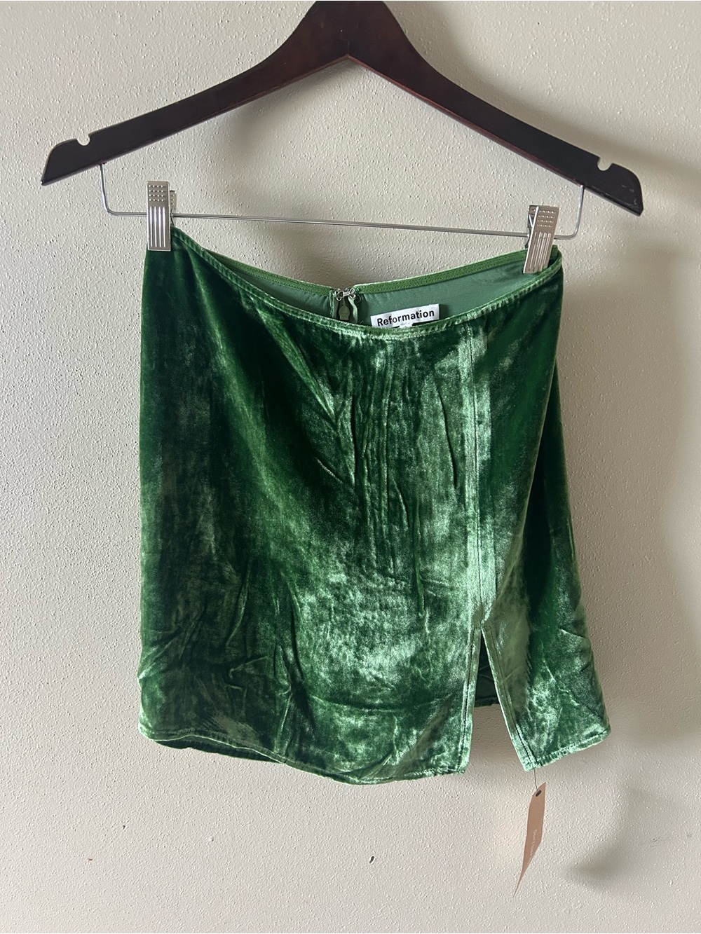 Reformation Cleo Green Velvet Mini Skirt Size 8